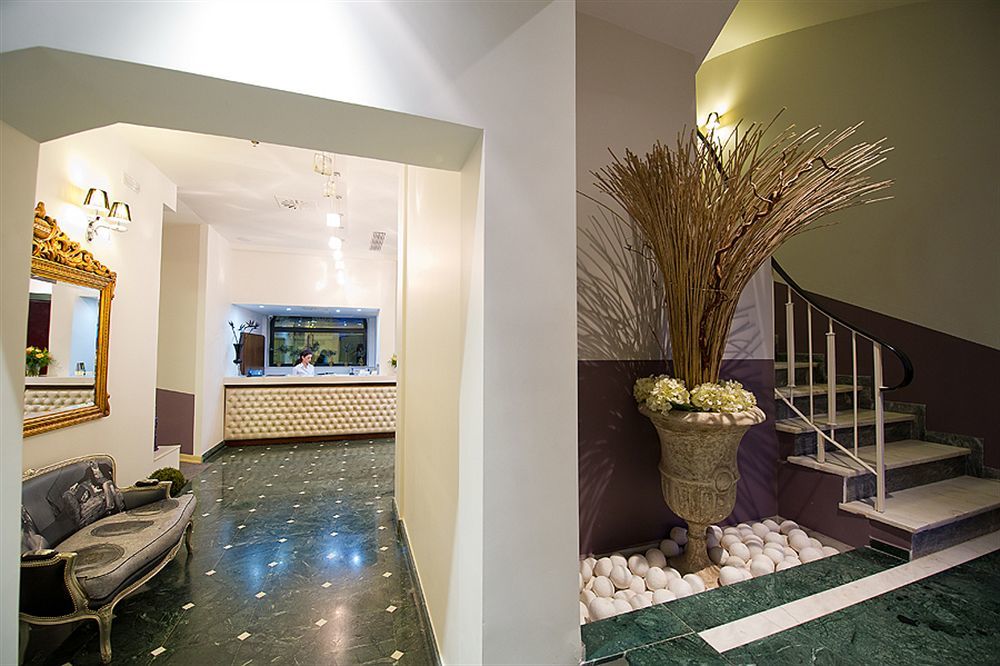 Dioni Boutique 4*